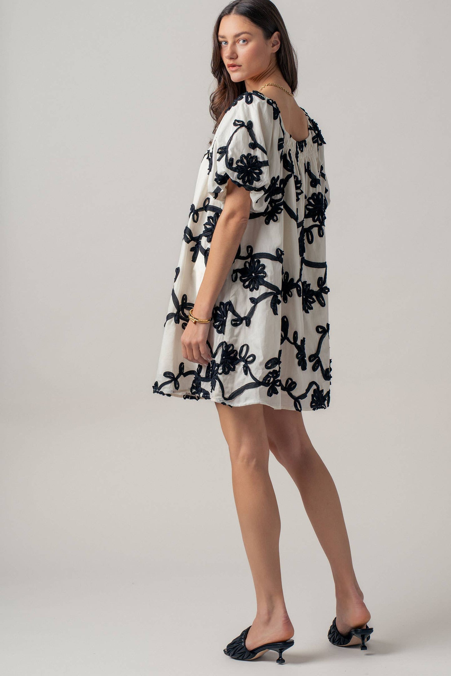 Floral Embroidery Off-Shoulder Puff Sleeve Mini Dres