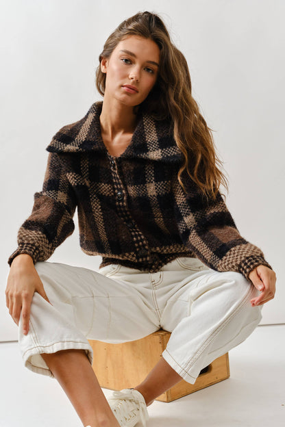 MAJ3293 PLAID BUTTON DOWN CARDIGAN
