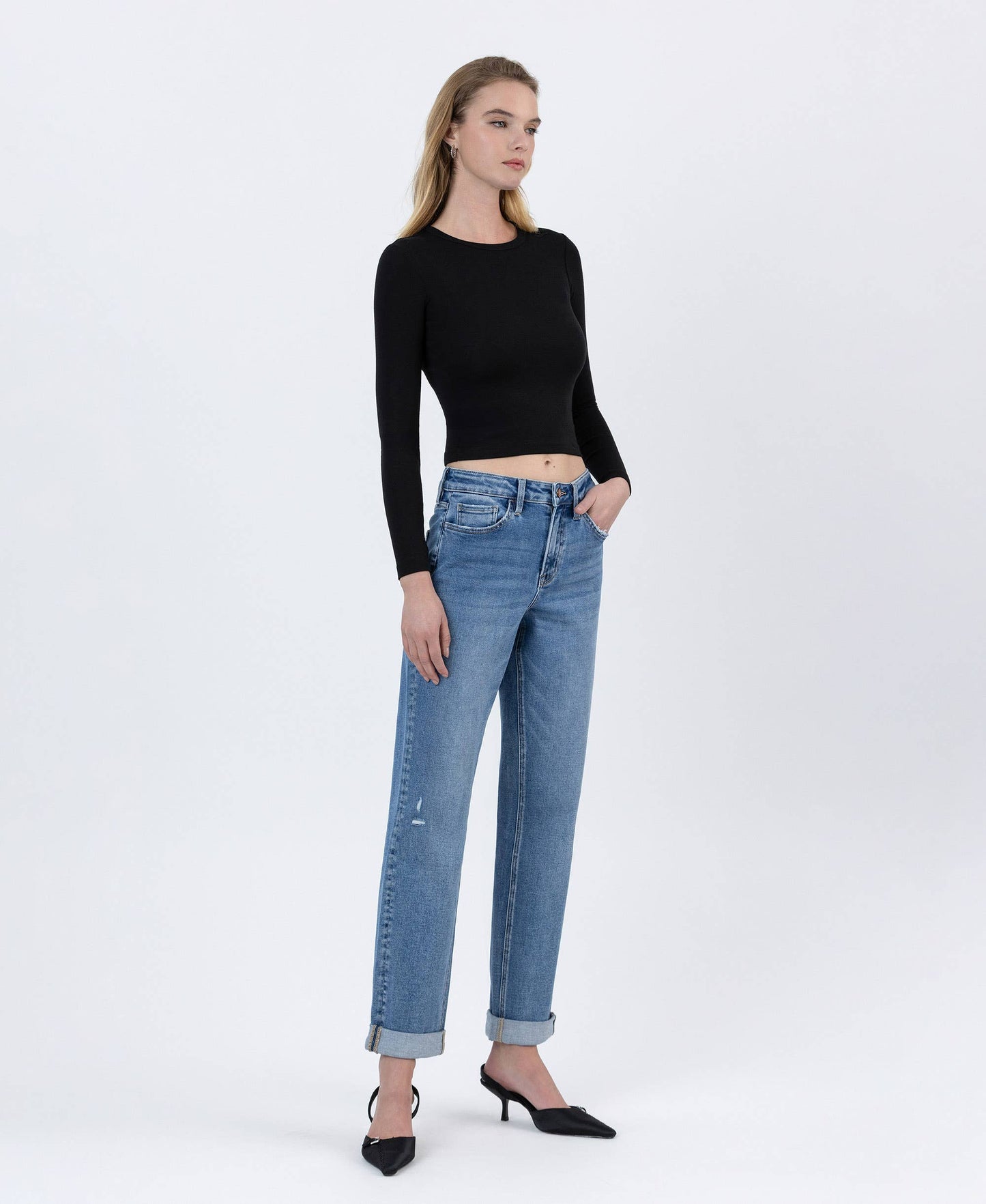 HIGH RISE CUFFED BOYFRIEND JEANS LV1847