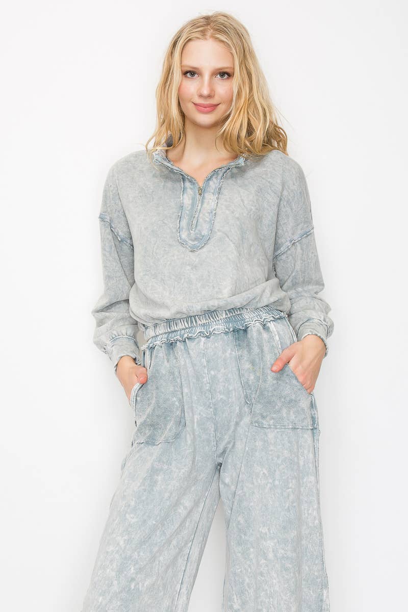 Mineral Wash Half-zip top HE5541T