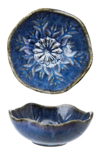 Debossed Stoneware Organic Shaped Bowl